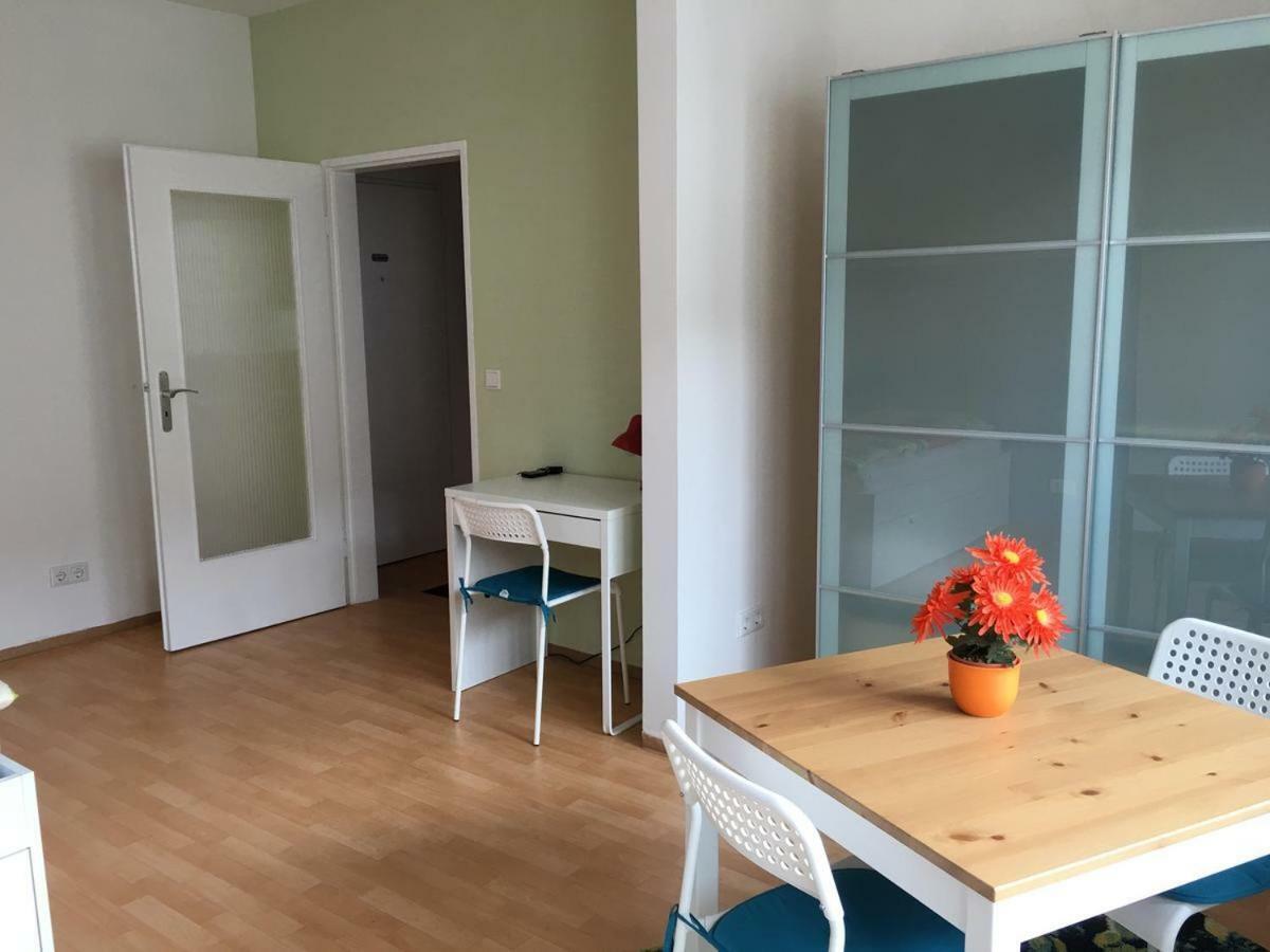 Apartment Vida Real Estate *